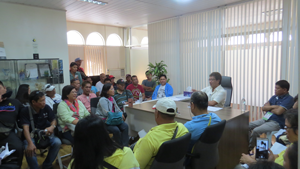 Participants of the training on dialogue with Mayor Rommel Arnado