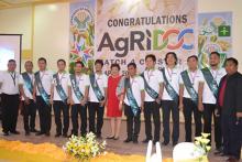 Dr. Luz Taposok in red and Mr. Abdul Daya-an in white (leftmost) with the new AgRiDOCS in Region 12